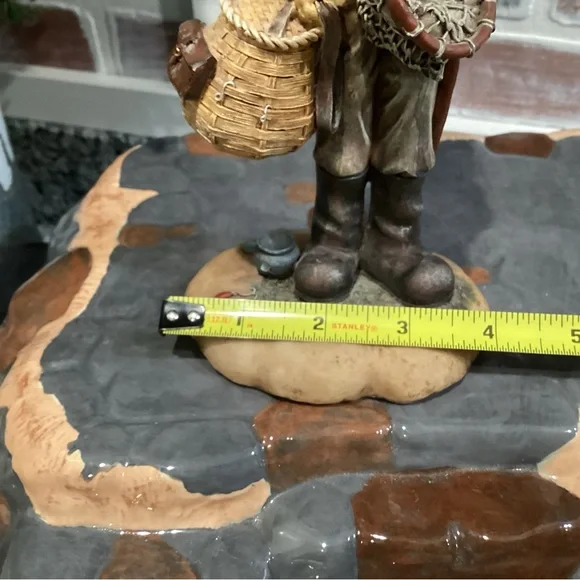 🟢 Vintage “Boy Gone Fishing” Awesome Statue Great Decor piece - Nicely Detailed - Picture 12 of 13